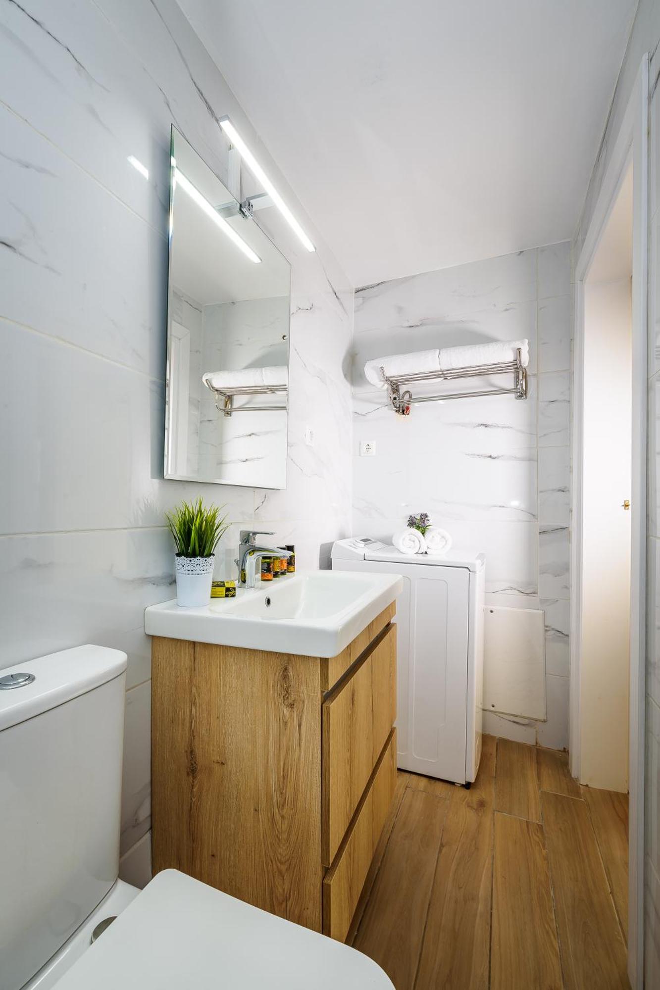 Nicolas Urban Comfort Living Apartment Souda